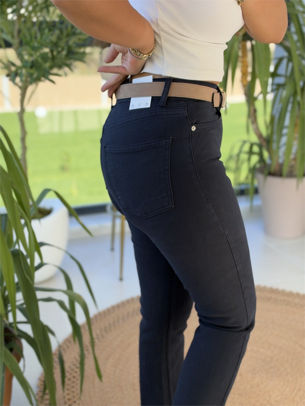 Önü Çımalı Kot Pantolon Lacivert