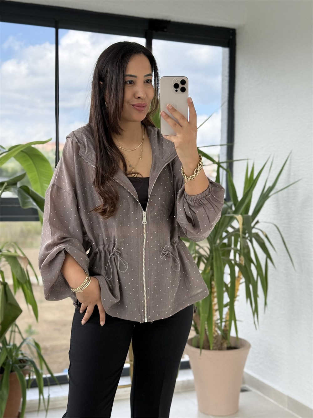 Taşlı Ve Beli Büzgülü Ceket Vizon