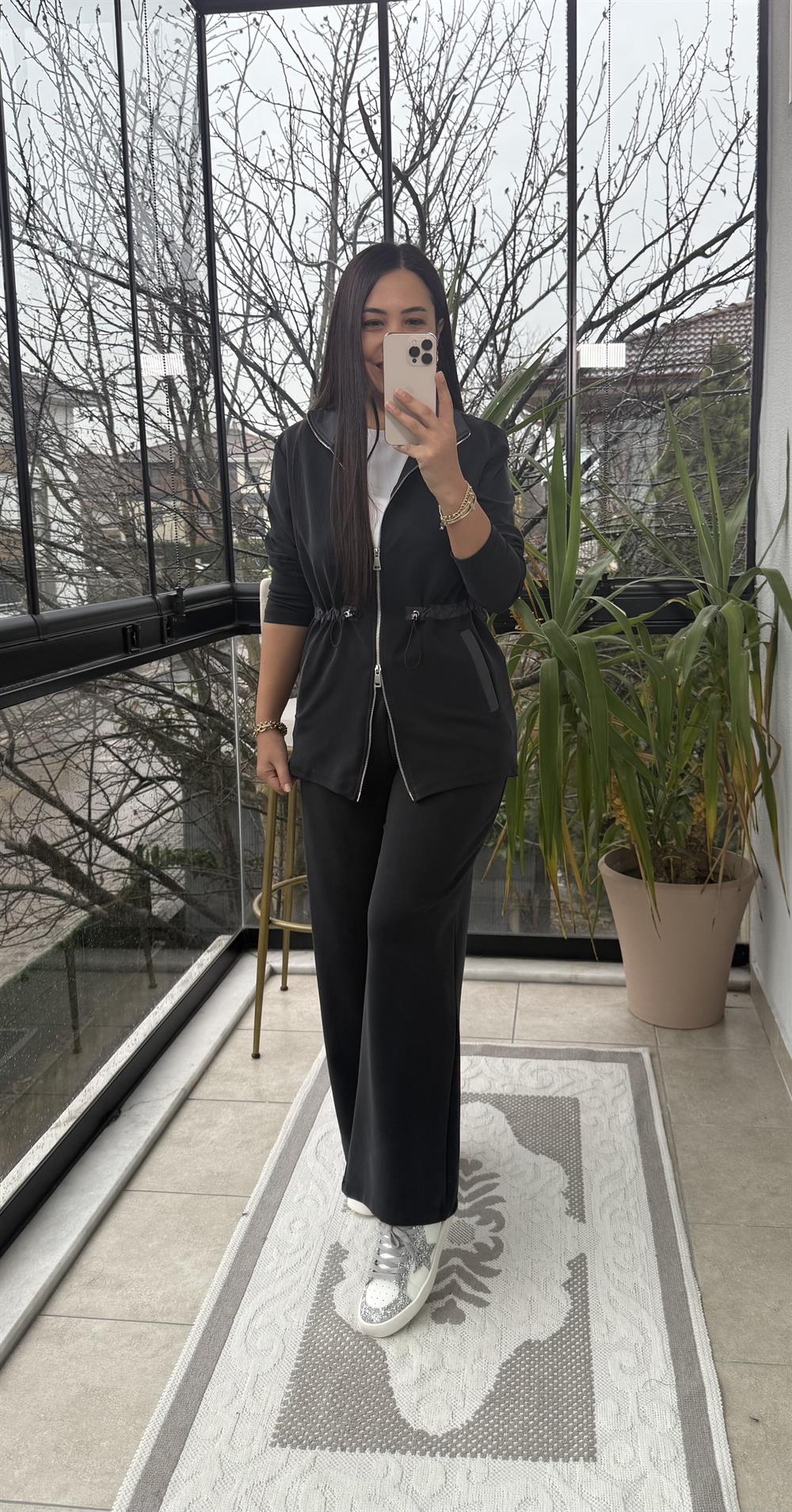 Beli Büzgü Detaylı Takım Siyah