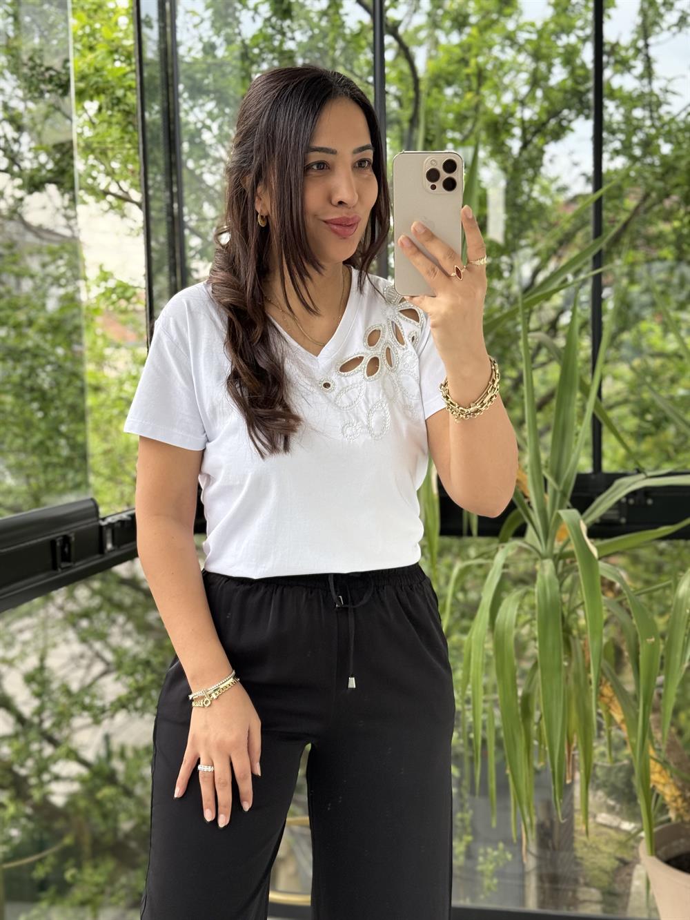 Tek Omzu Lazerli Boncuklu Beyaz