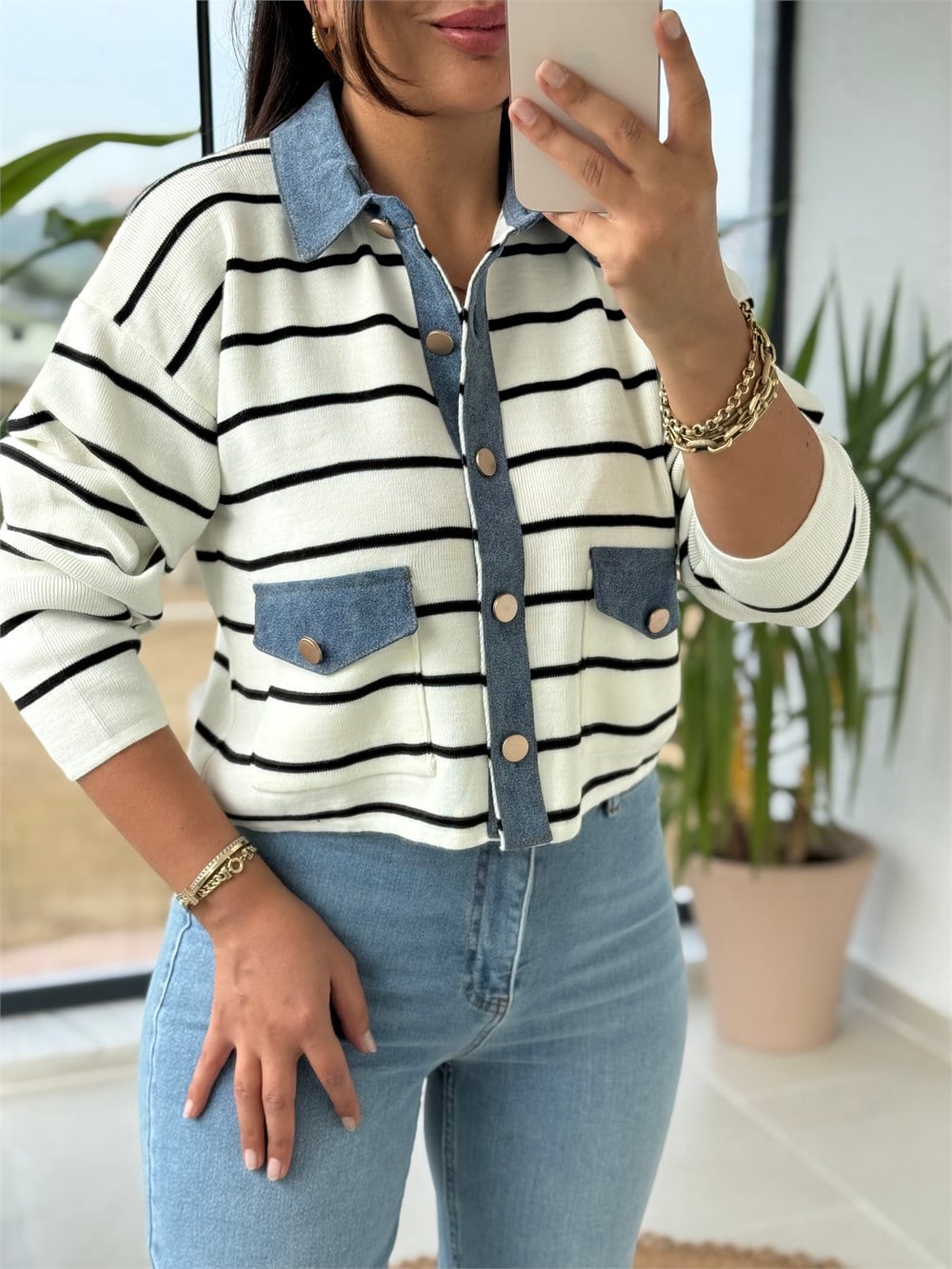 Denim Yaka Ve Cep Detaylı Hırka Beyaz