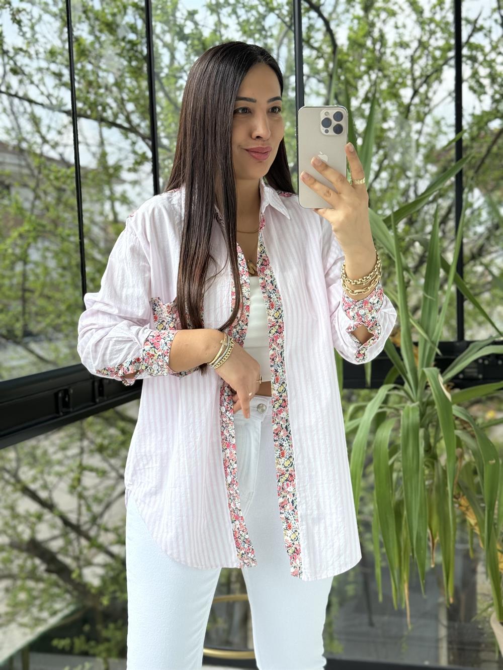 Çiçek Detaylı Çizgili Gömlek Pembe