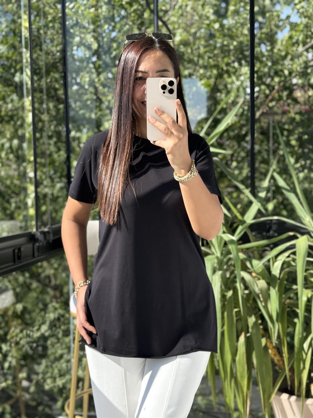 Yanları Yırtmaçlı Tişört Siyah