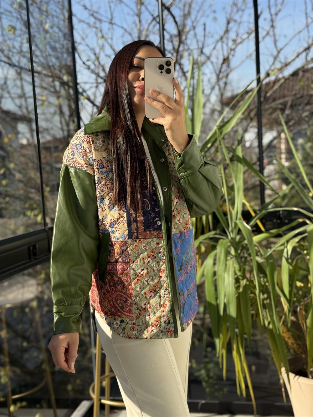 Deri Garnili Kapitone Ceket Yeşil