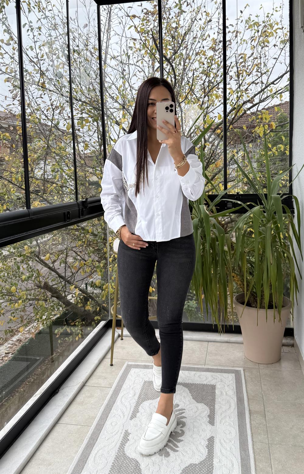 Triko Poplin Taş Detaylı Gömlek Beyaz