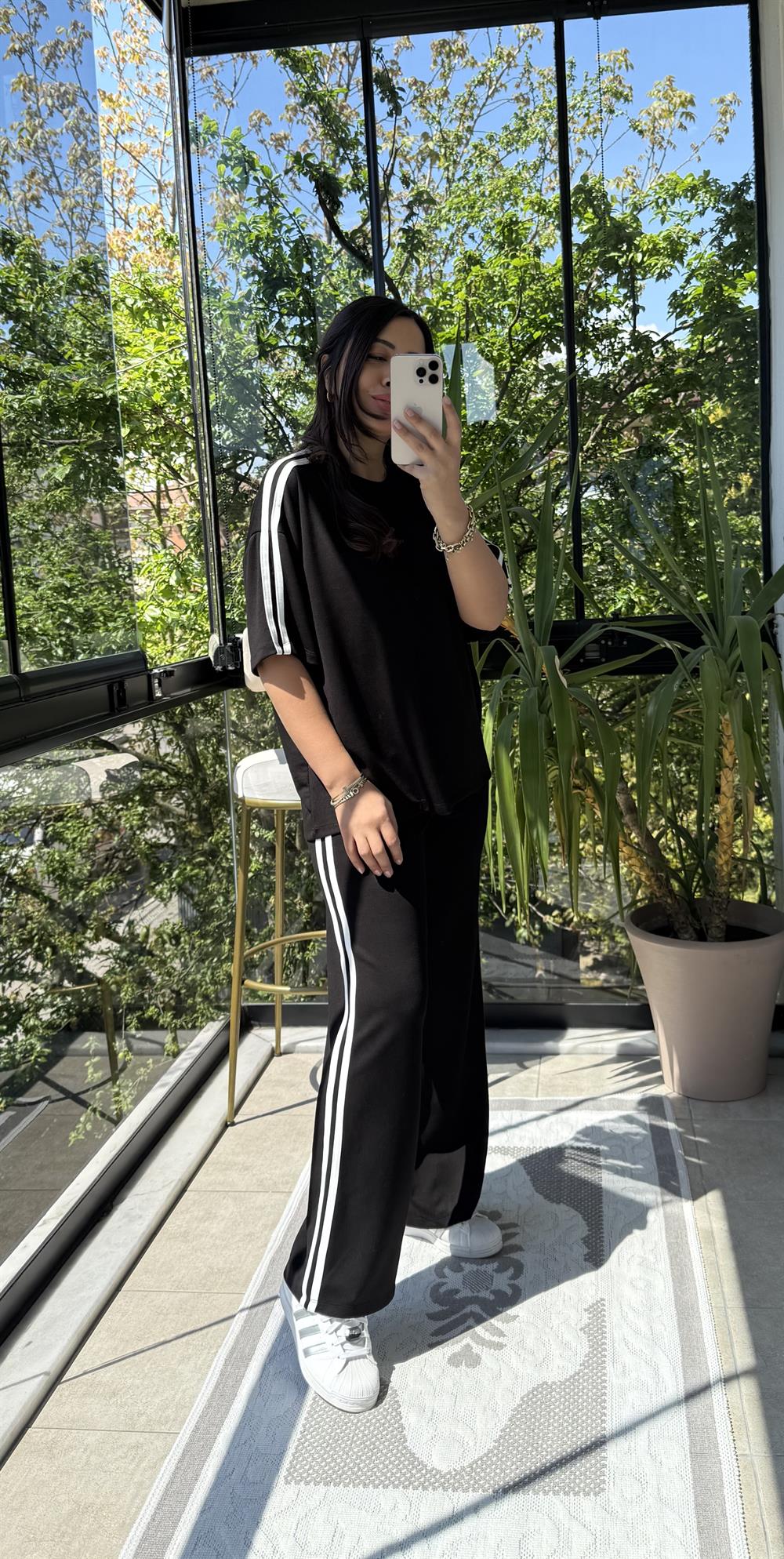 Şerit Detaylı Cool Takım Siyah
