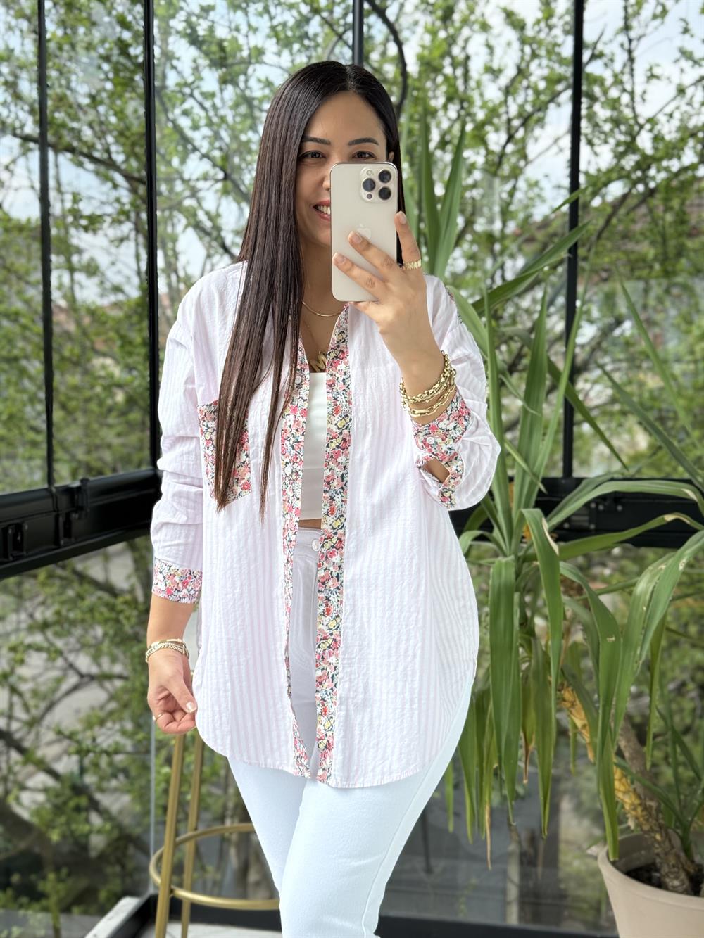 Çiçek Detaylı Çizgili Gömlek Pembe