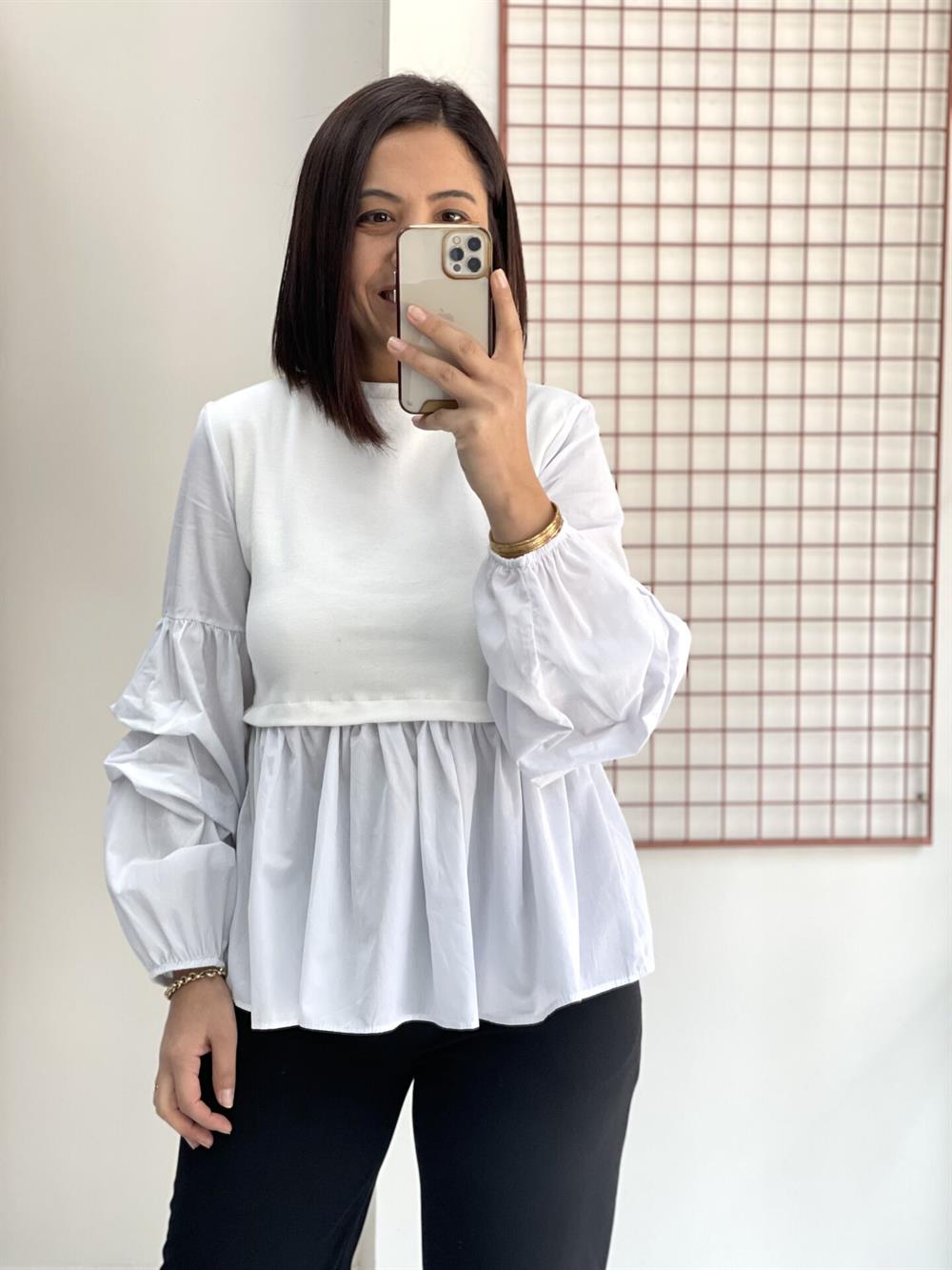 Beyaz Kol Detaylı Poplin Kumaş Tasarım Sweatshirt