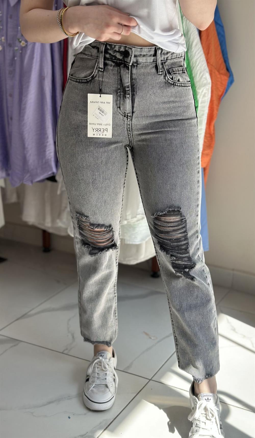 Gri Yırtıklı Mom Jean