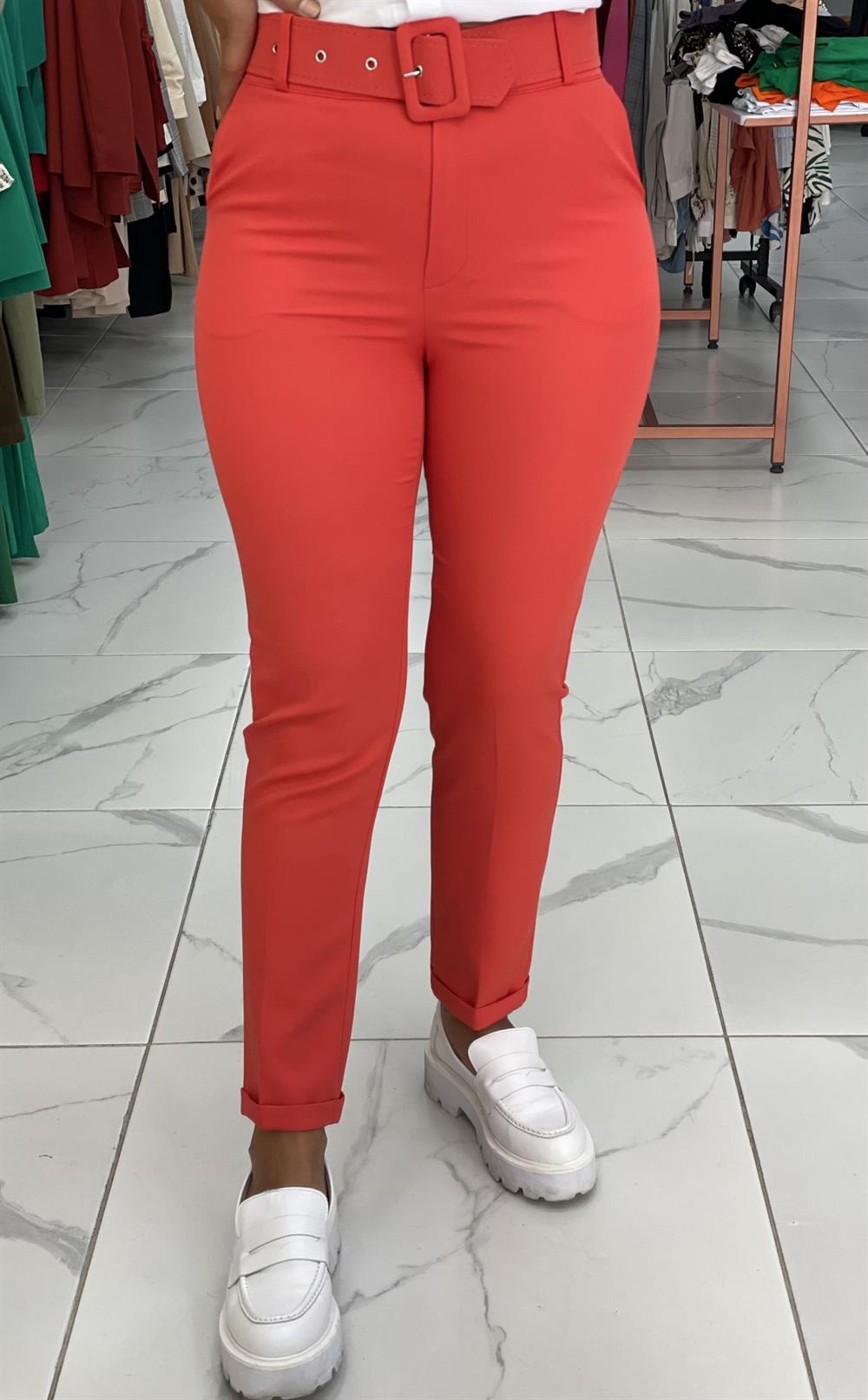 Kemerli Kumaş Pantolon