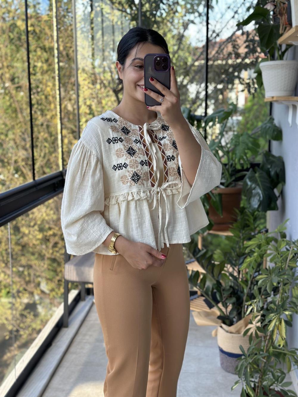 Nakışlı Keten Hırka