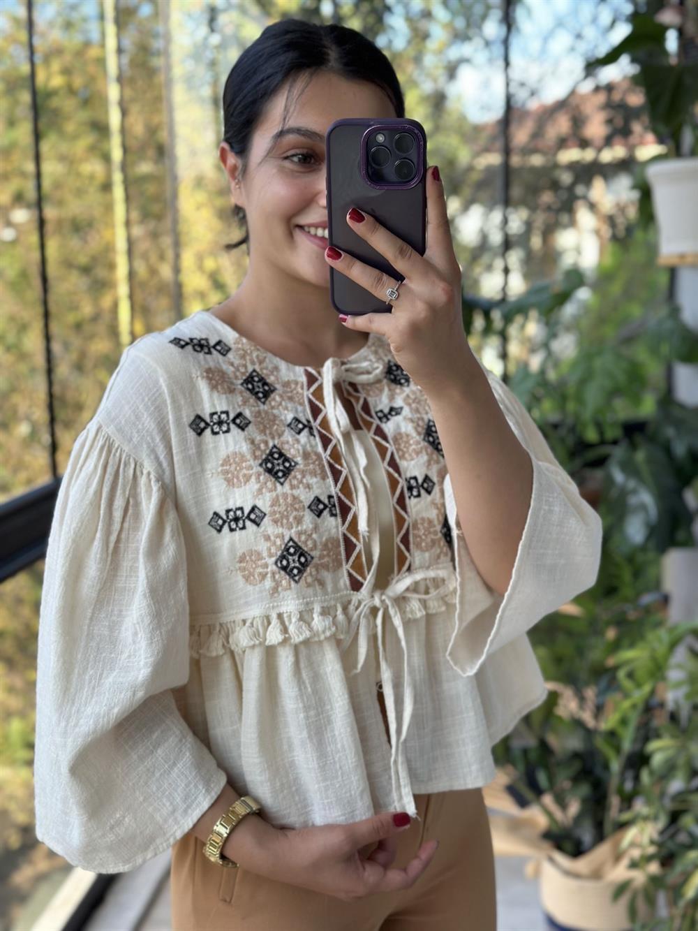 Nakışlı Keten Hırka