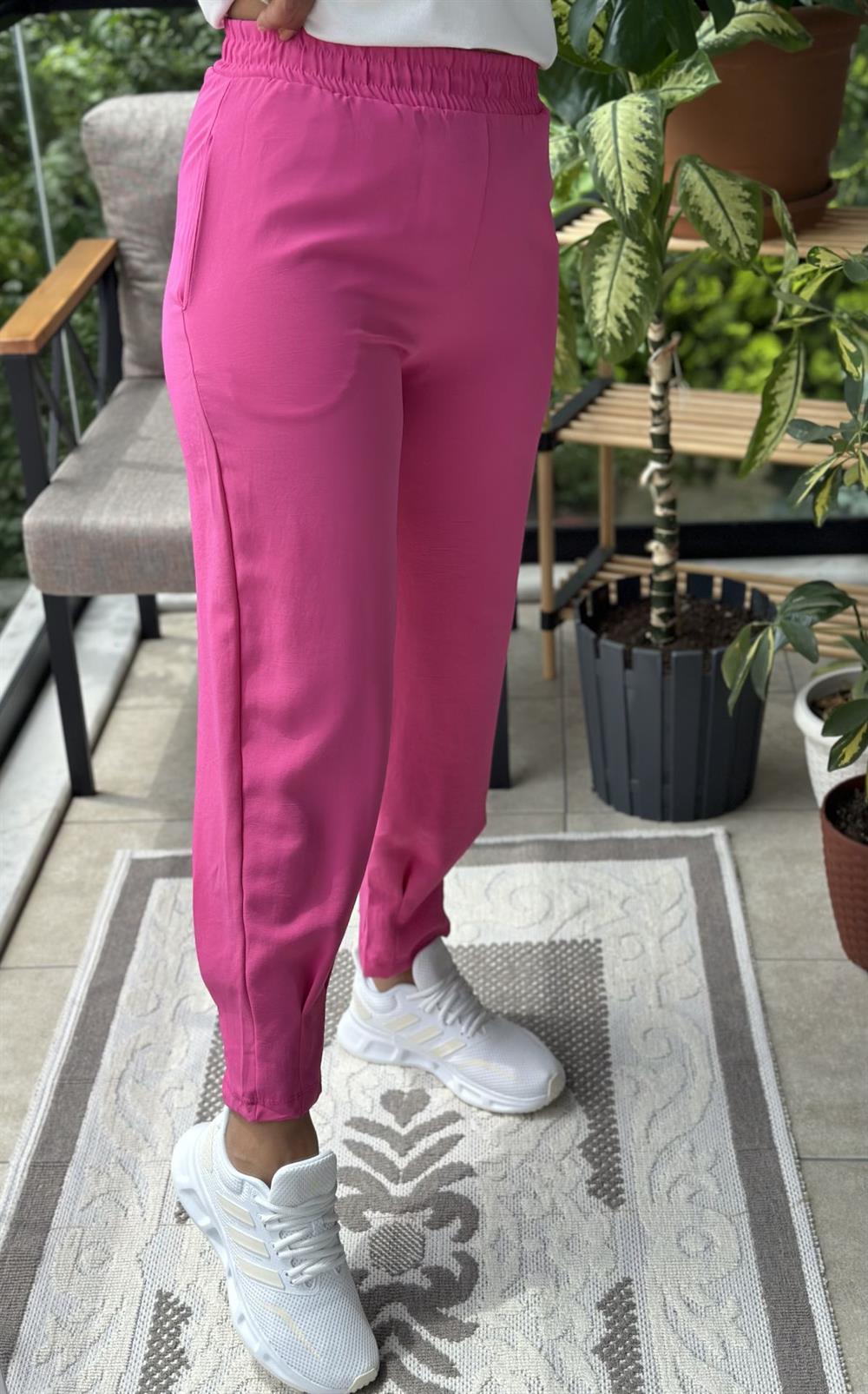 Paçası Pensli Aerobin Pantolon Pembe