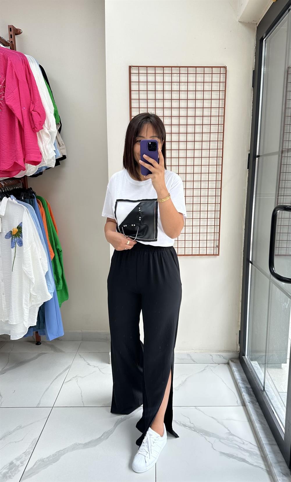 Siyah Tensel Kumaş Yırtmaçlı Pantolon