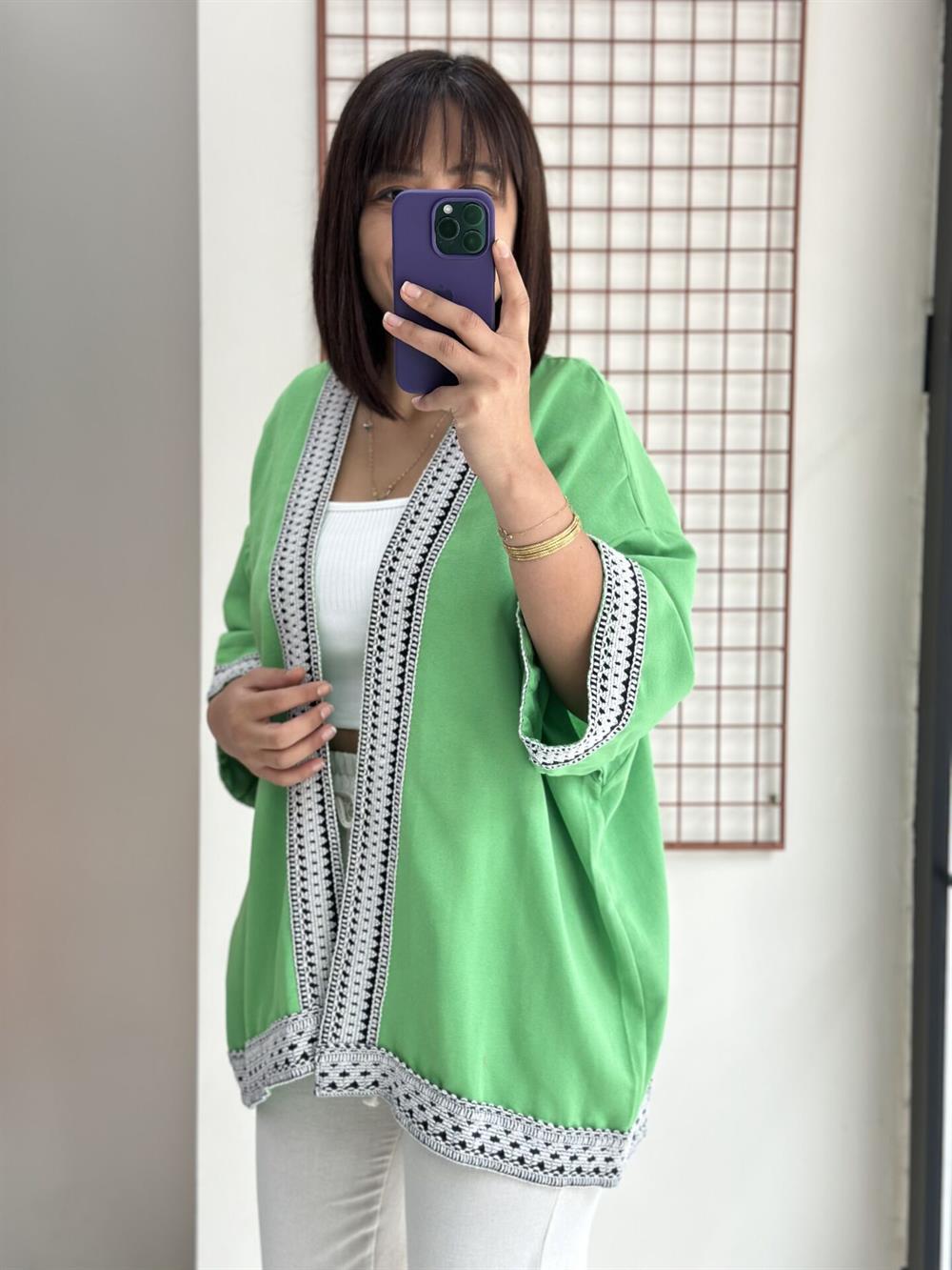 Yeşil Keten Nakışlı Kimono