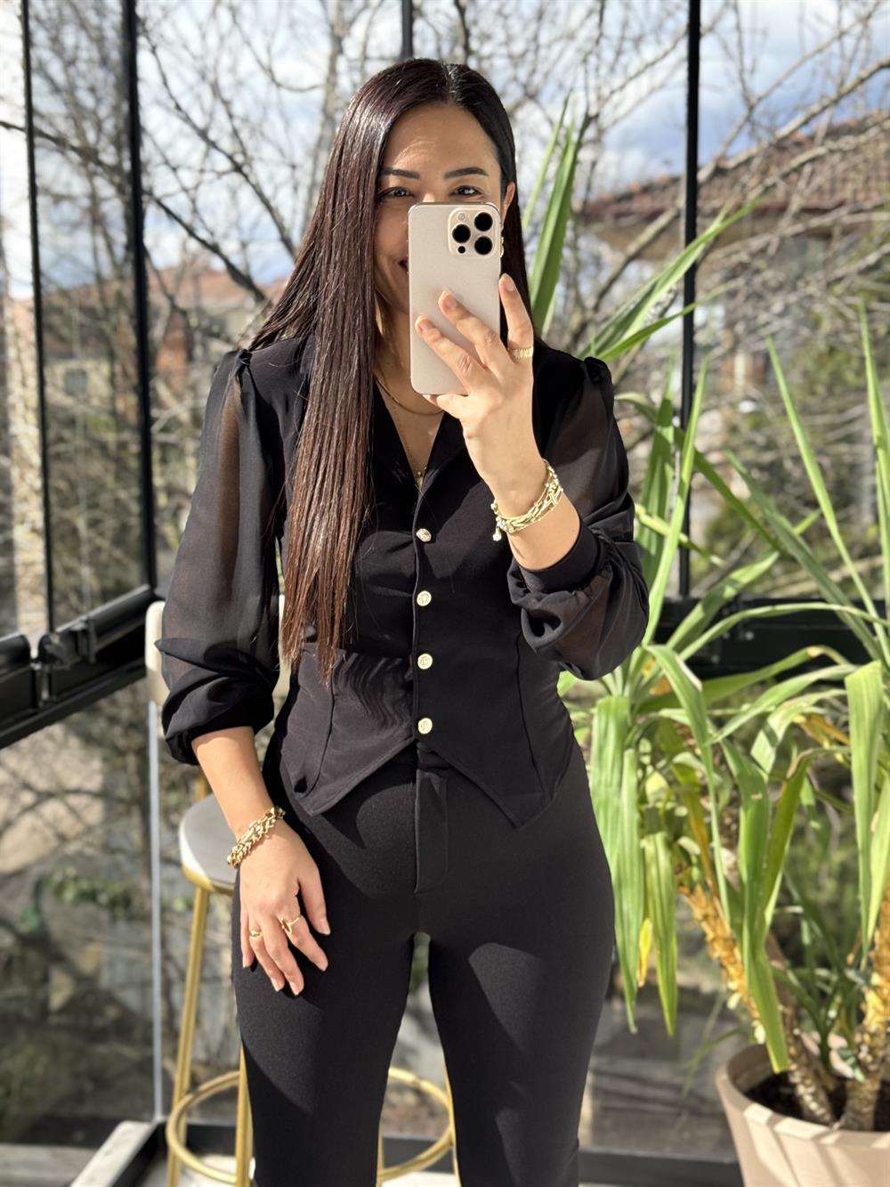 Kolları Tül Detaylı Bluz Siyah