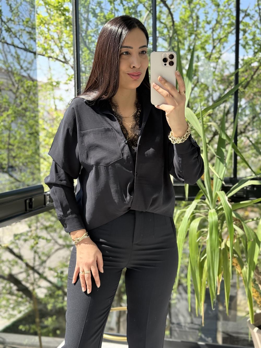 Güpür Atletli Gömlek Siyah