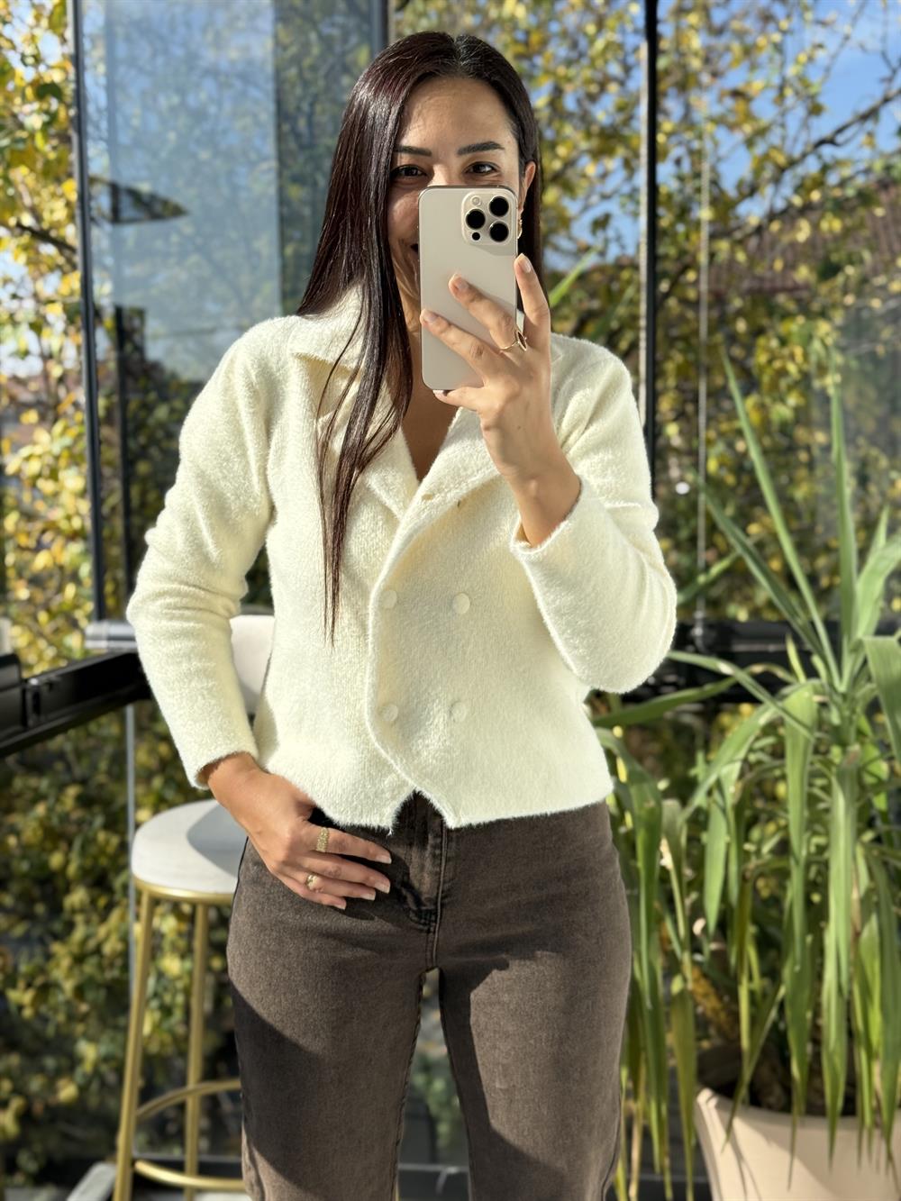 Çift Düğmeli Angora Hırka Ekru