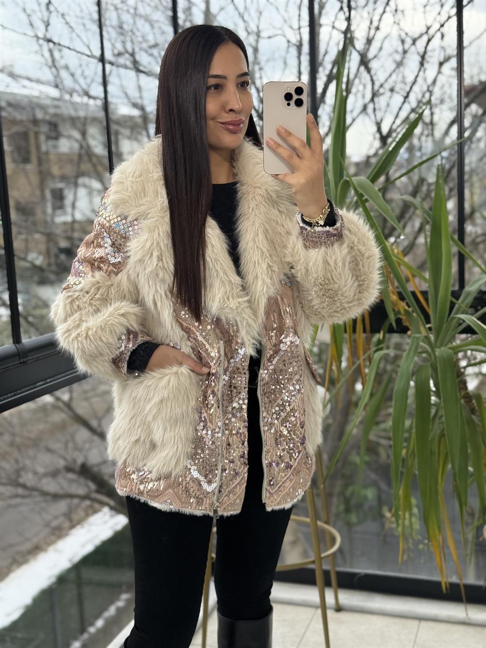 İthal Renkli Payetli Kürk Bej