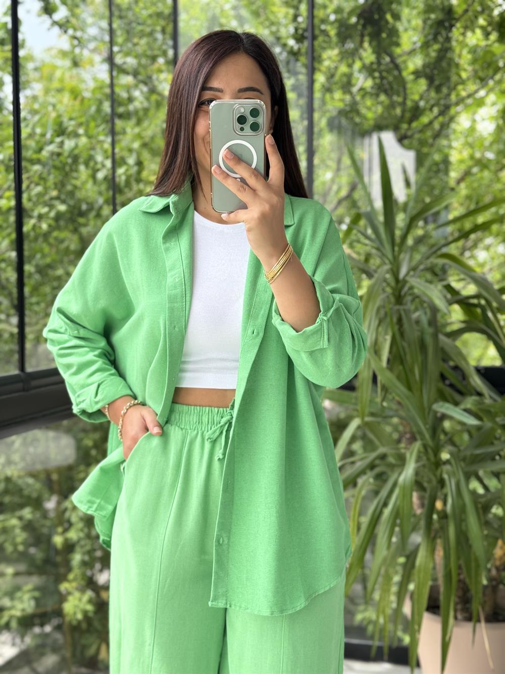 Açık Yeşil Keten Gömlek