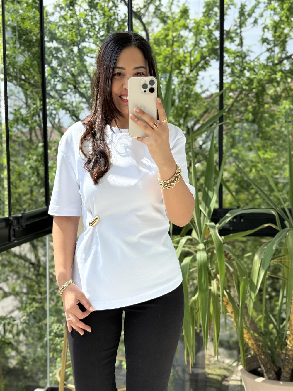 Dilvin Aksesuar Detaylı Kısa Kollu Tişört Beyaz