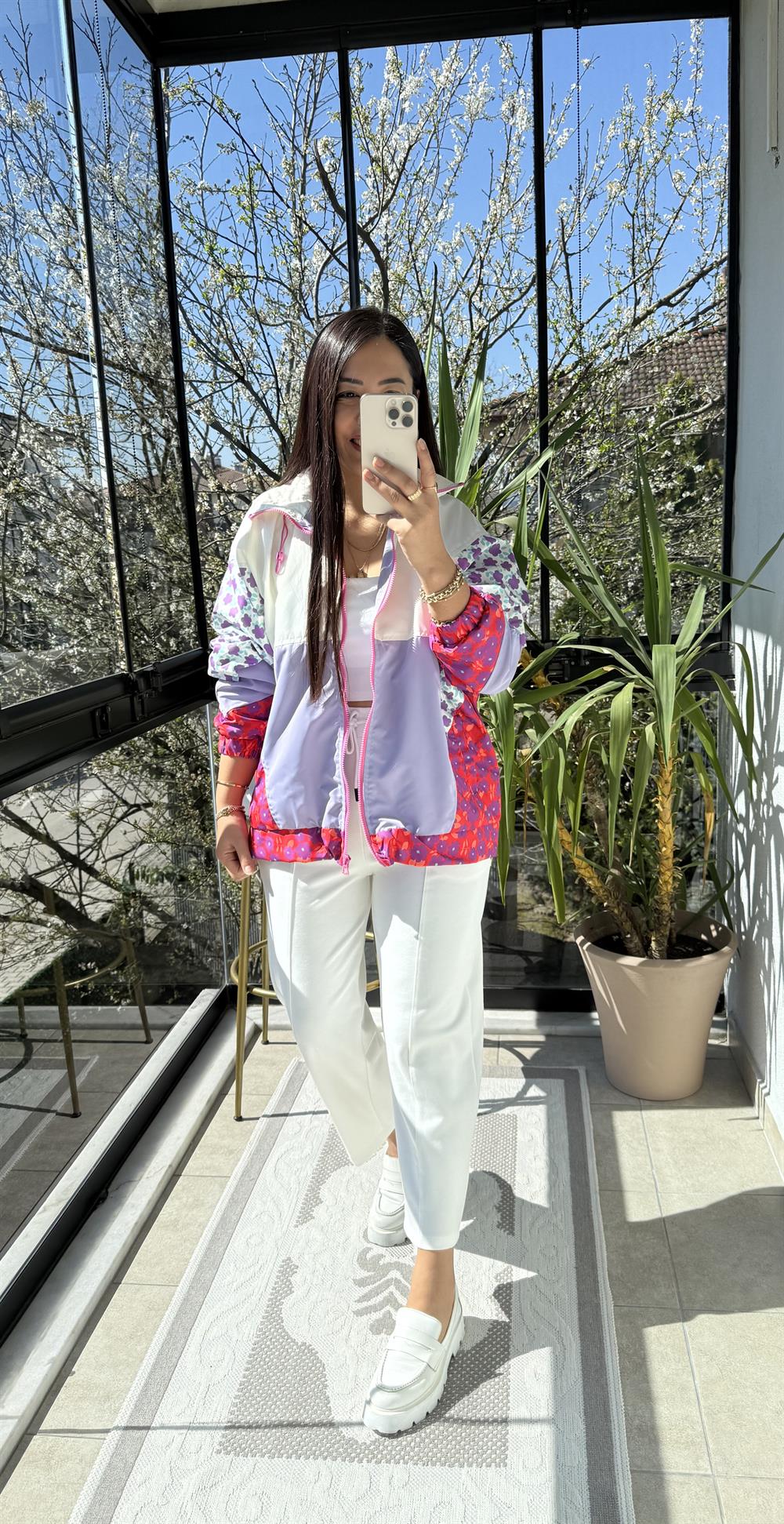 Çiçek Desenli Neon Ceket Lila