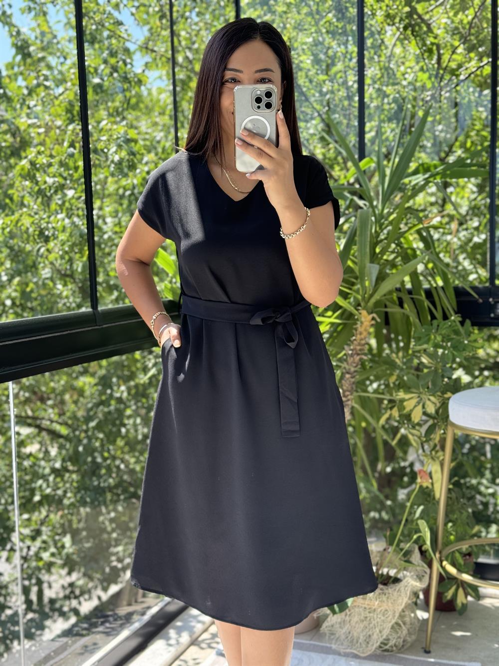 Aerobin Kuşaklı Elbise Siyah
