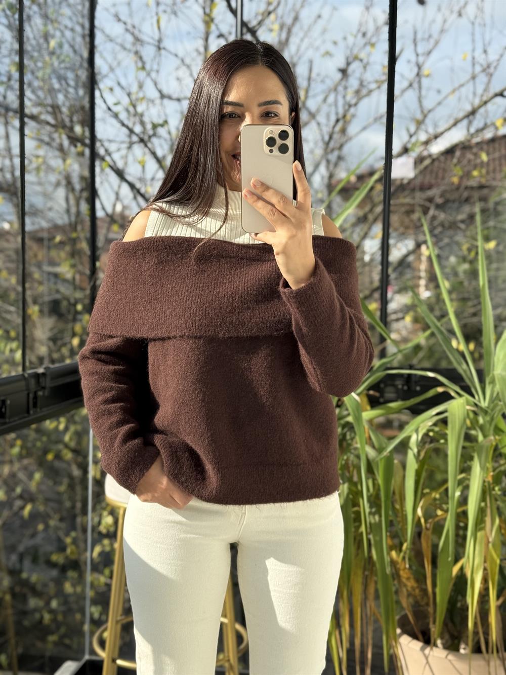 Madonna Yaka Triko Kazak Kahve