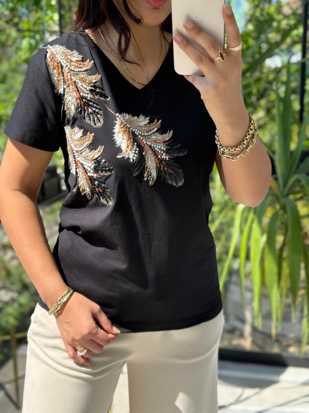 Omuz Tül Detaylı Boncuklu Tişört Siyah