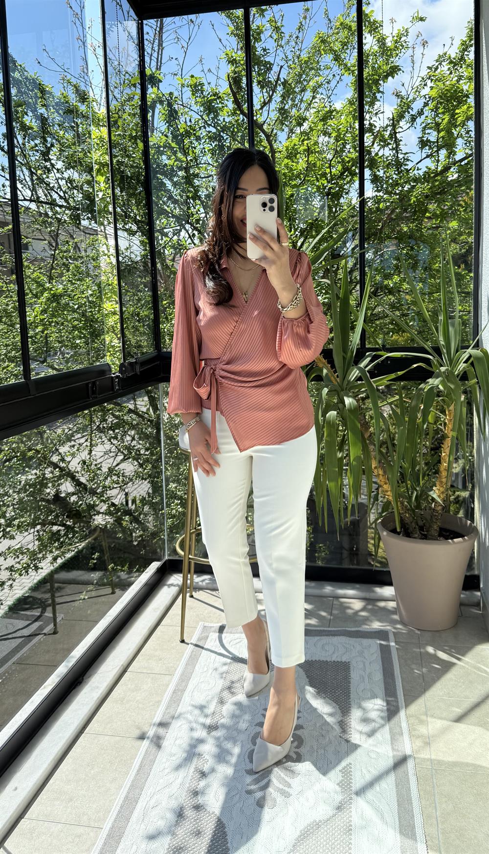 Yan Bağcıklı Yakalı Bluz Kiremit