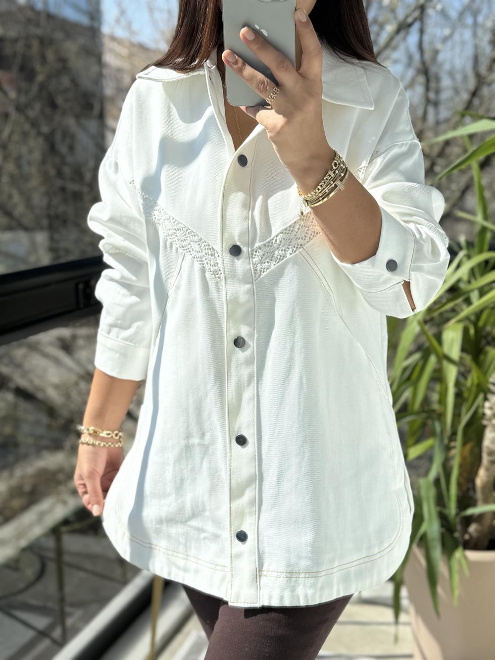 Aksesuar Detaylı Gömlek Ceket