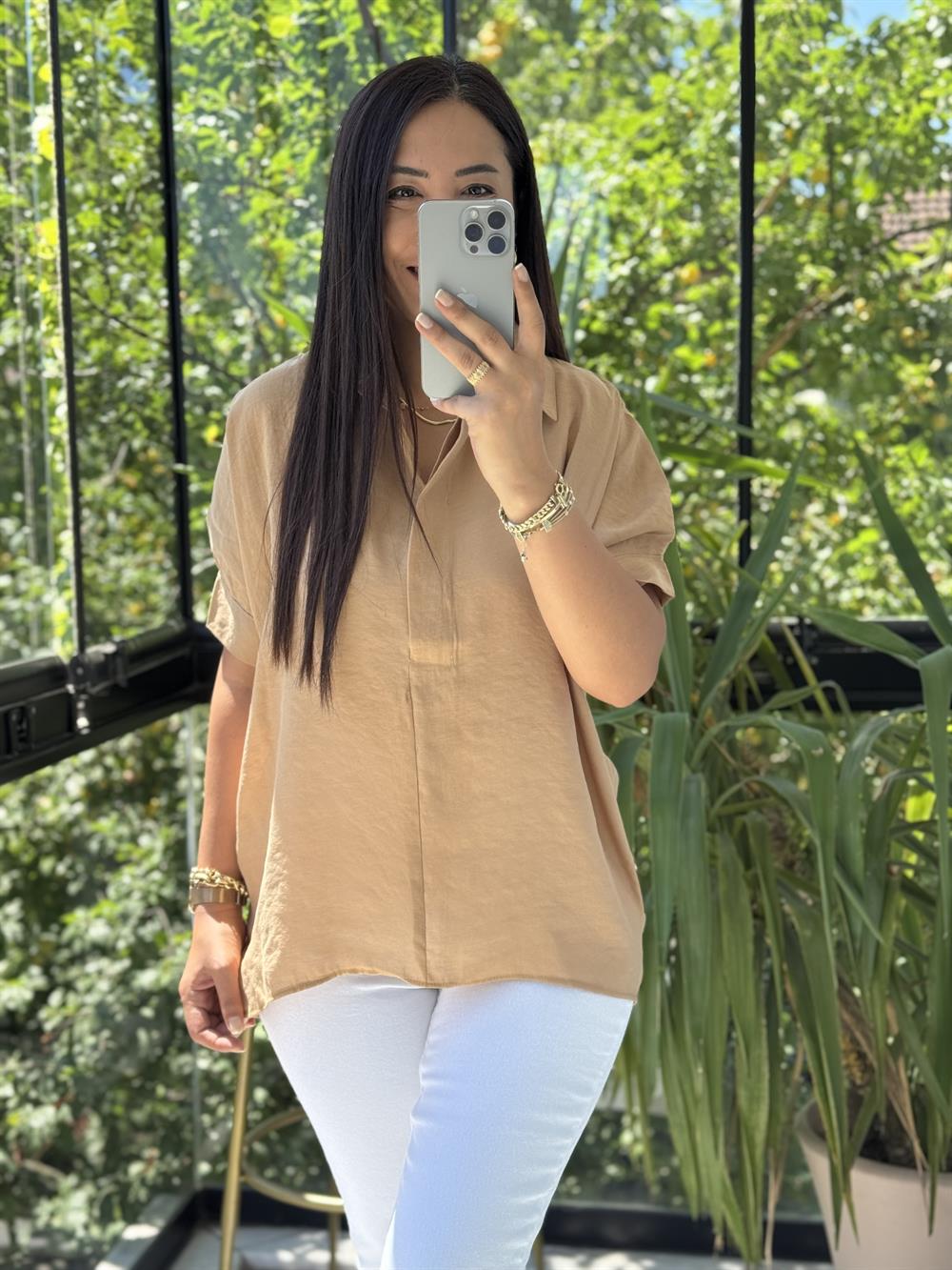 Arkası Düğmeli Gömlek Bej