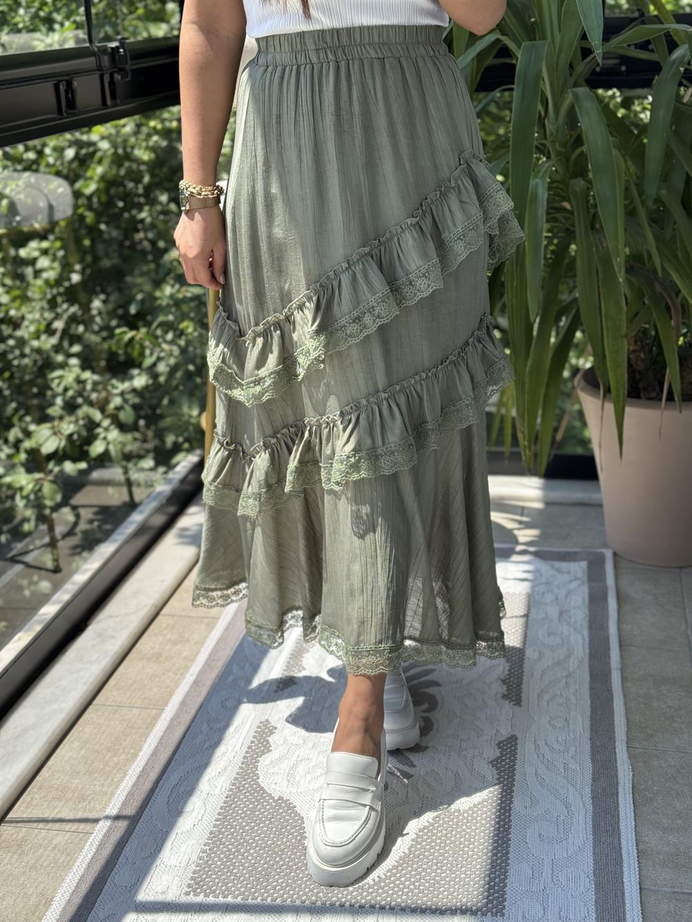 Asimetrik Fırfırlı Güpürlü Etek Haki Yeşili