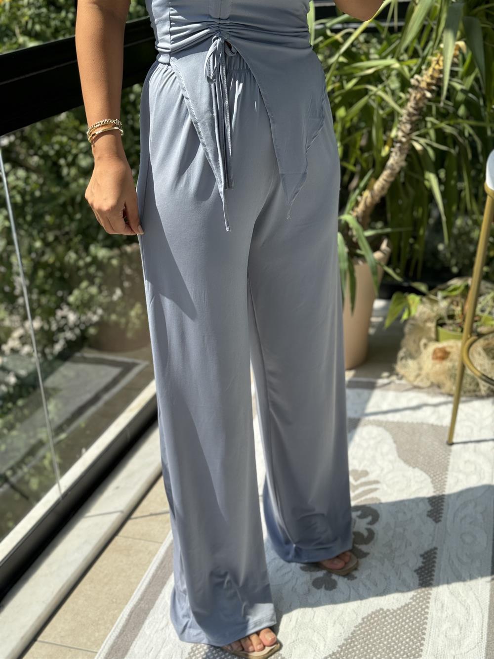 Asimetrik Büzgülü Takım Gri