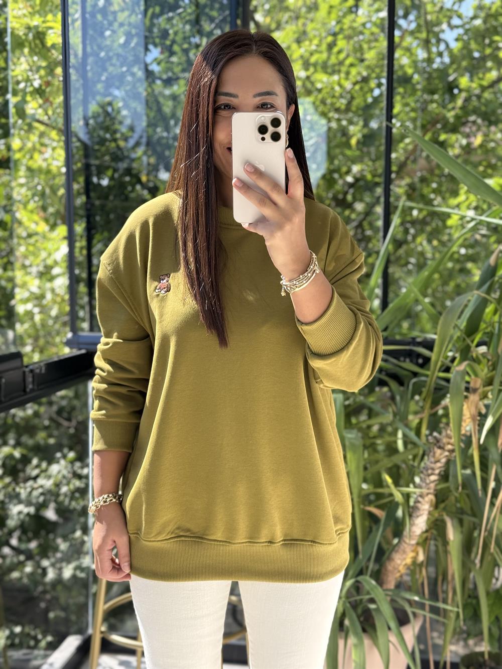 Ayıcık Nakışlı Basic Sweatshirt Yağ Yeşili
