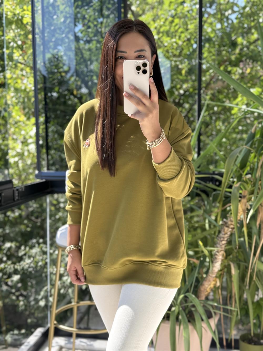 Ayıcık Nakışlı Basic Sweatshirt Yağ Yeşili