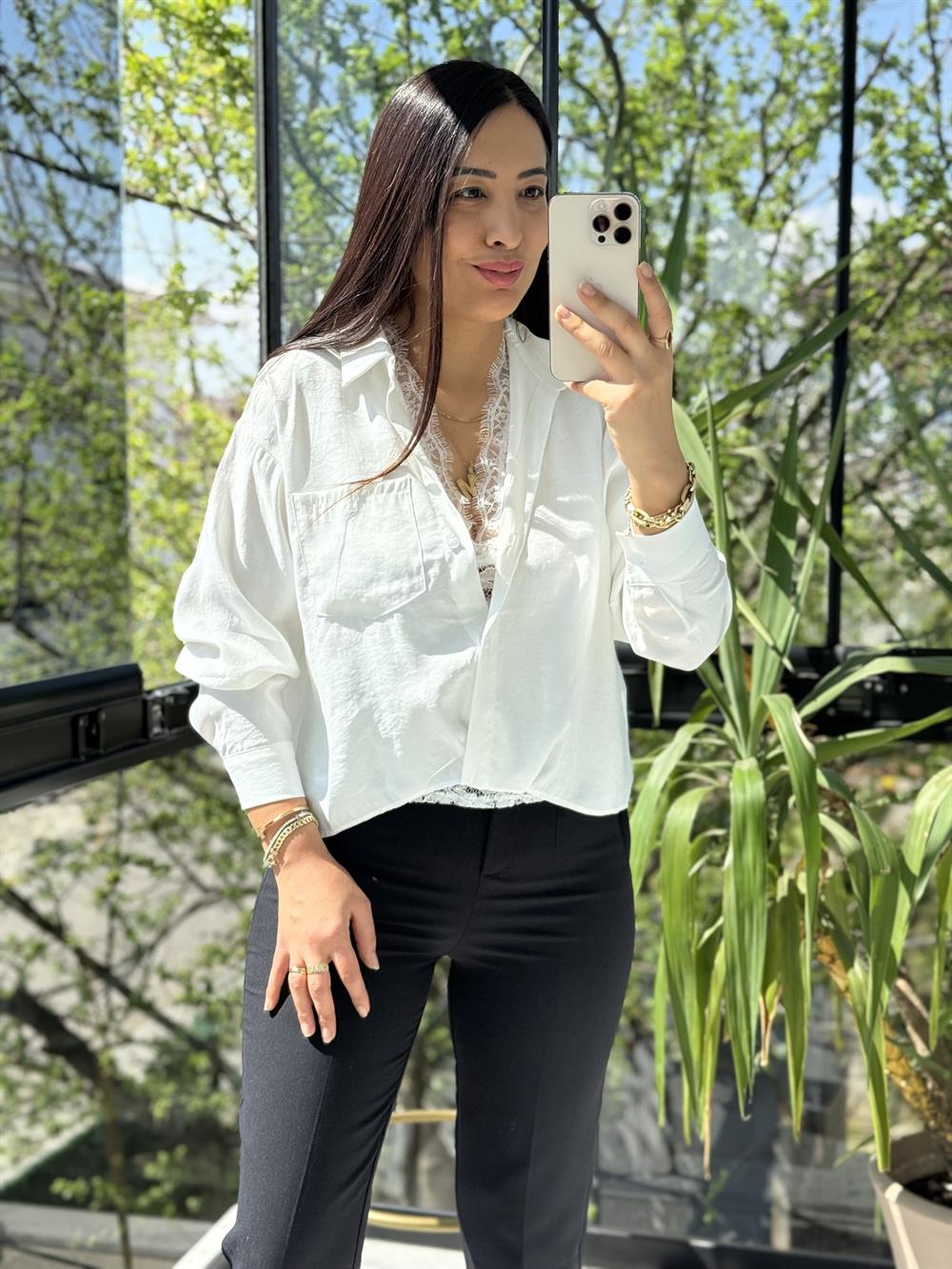 Güpür Atletli Gömlek Beyaz