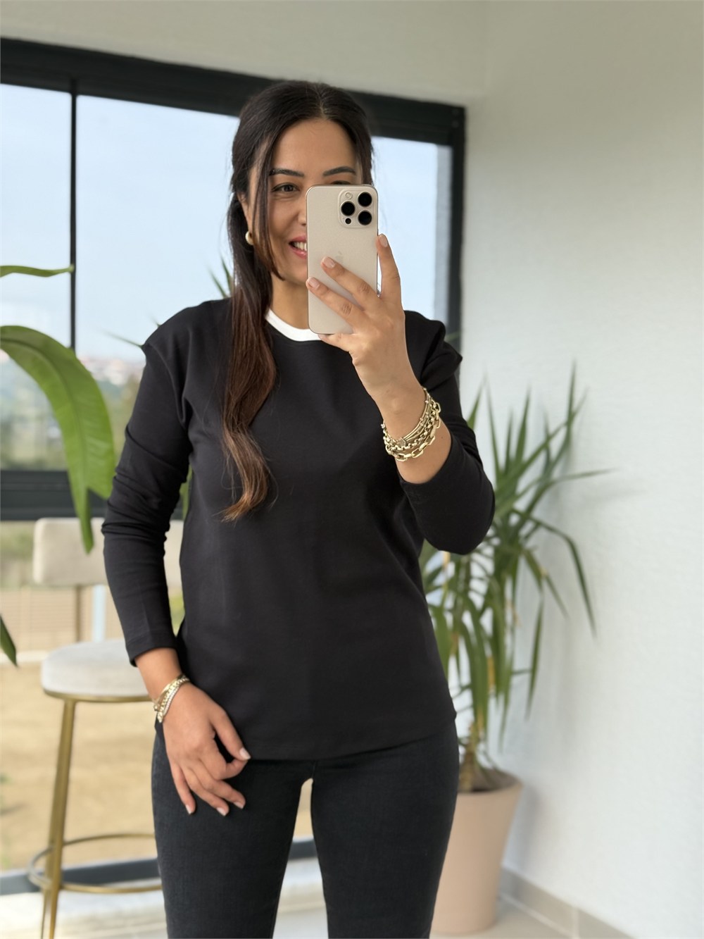 Yakası Biyeli Sweat Bluz Siyah