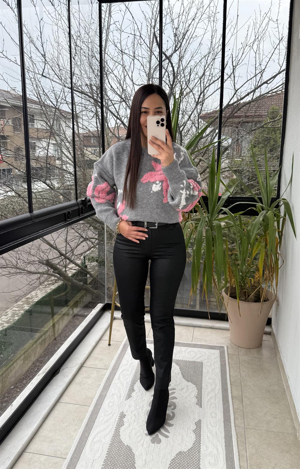 Çiçek Nakışlı Kazak Pembe