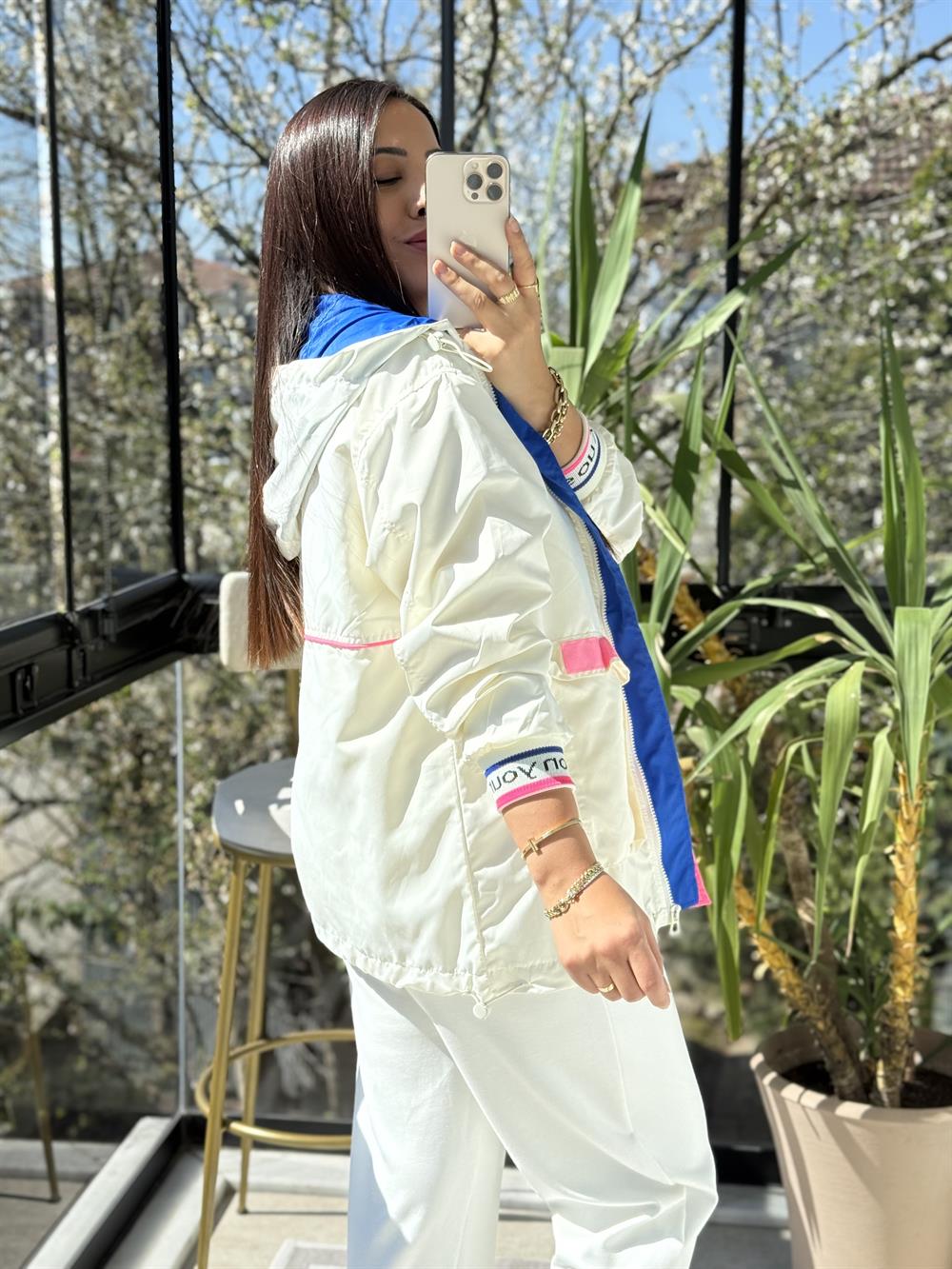 Neon Block Yağmurluk Ekru