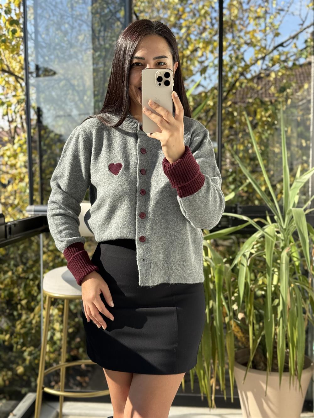 Kalp Nakışlı Renk Bloklu Hırka Gri