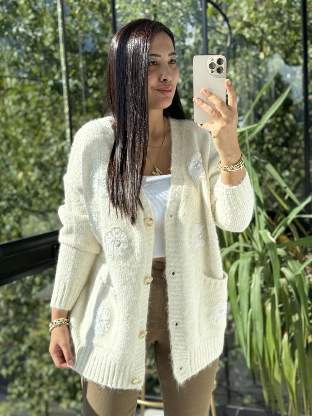 İthal Dokuma Kumaş Tül Ve Payet Çiçekli Hırka Ekru