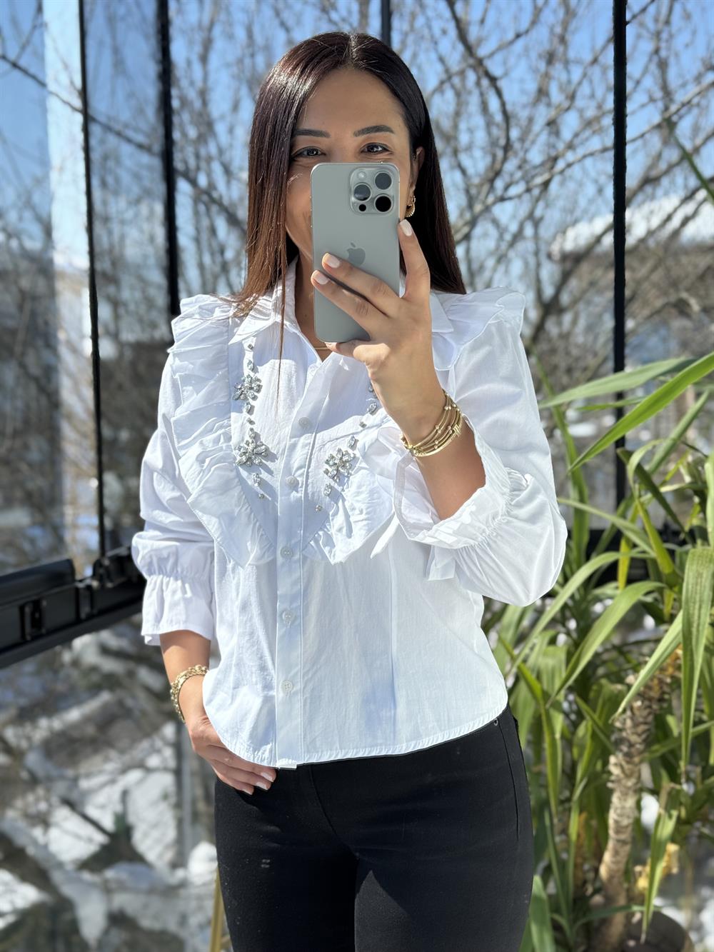 Kolu Bağlamalı Taşlı Gömlek Beyaz