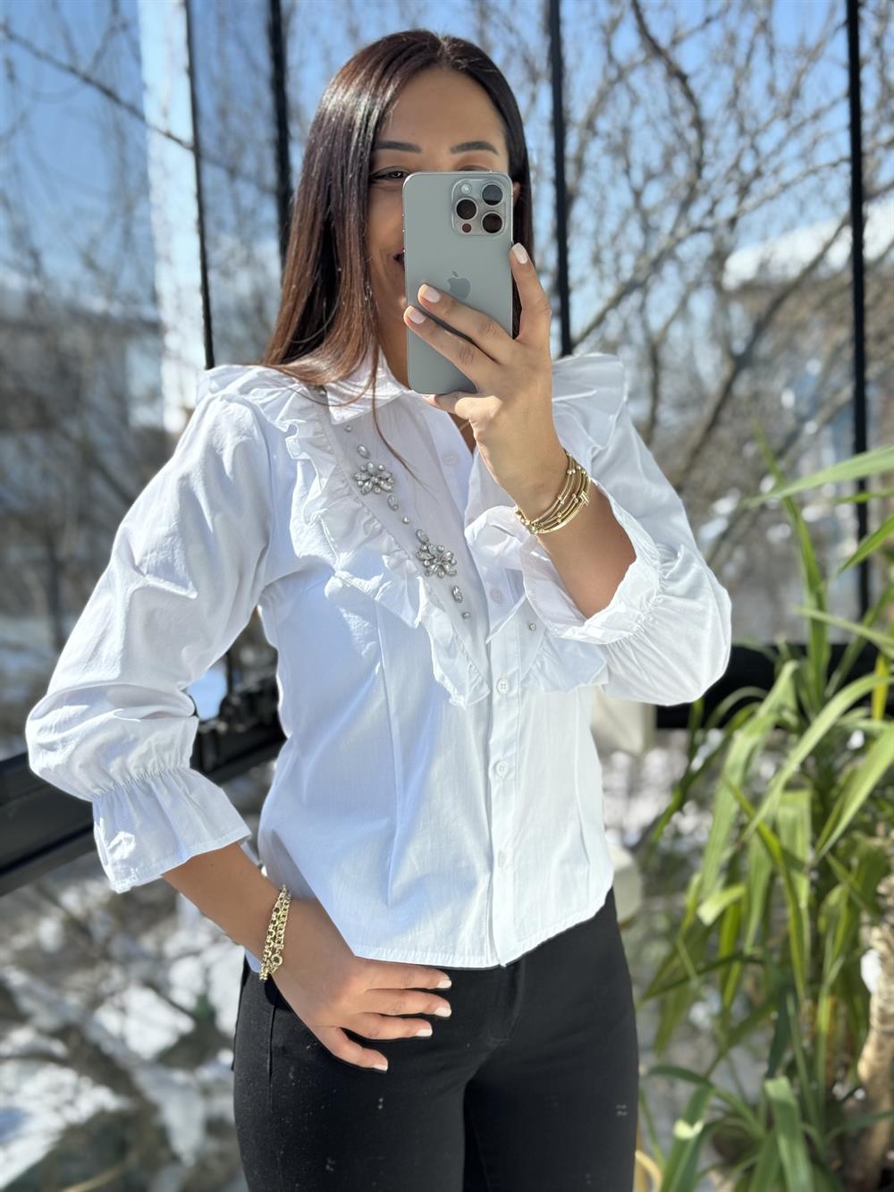 Kolu Bağlamalı Taşlı Gömlek Beyaz