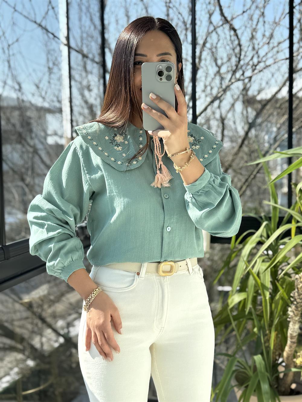 Bebe Yaka Nakışlı Gömlek Yeşil