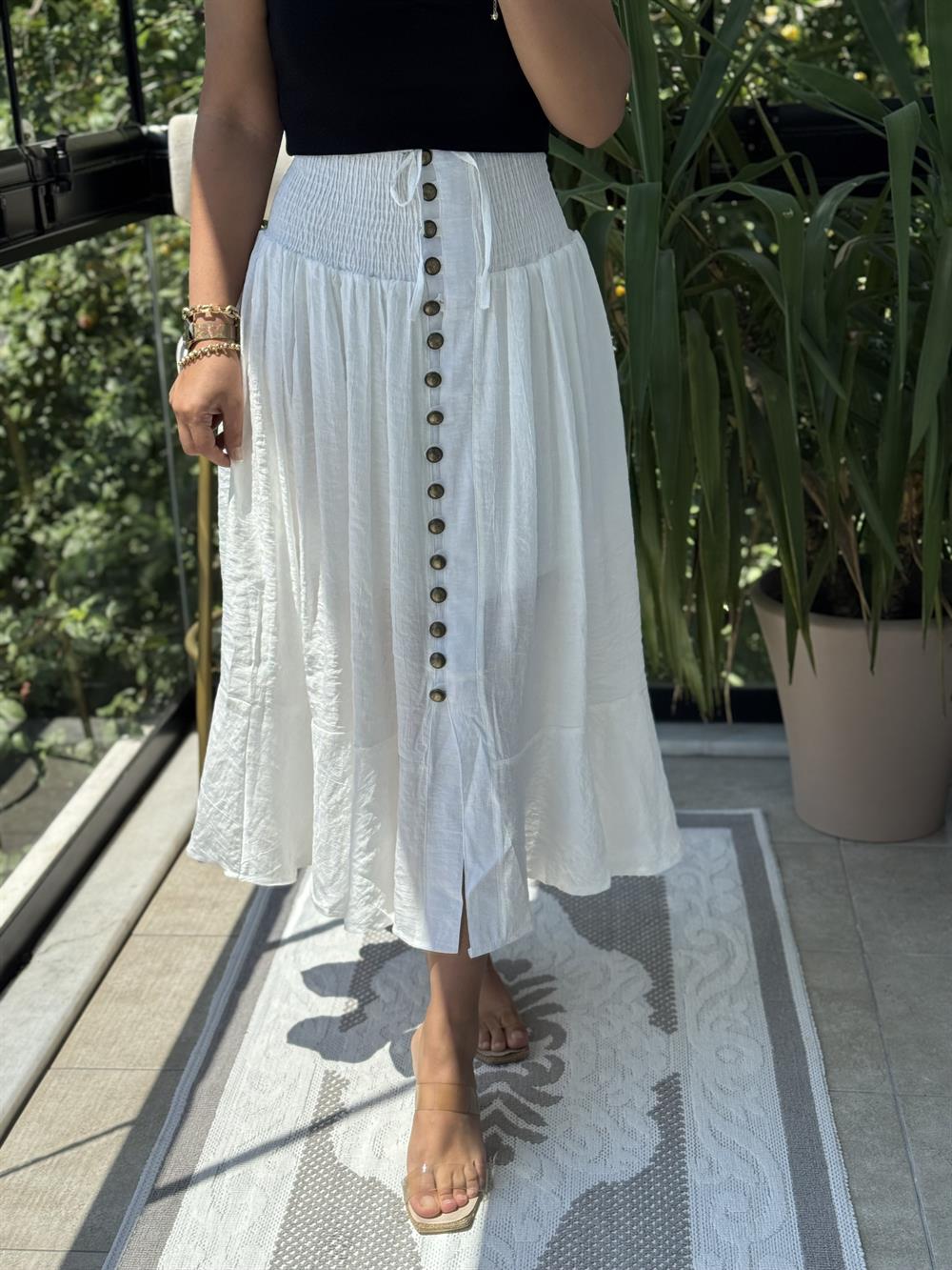 Bel Detaylı Düğmeli Etek Beyaz