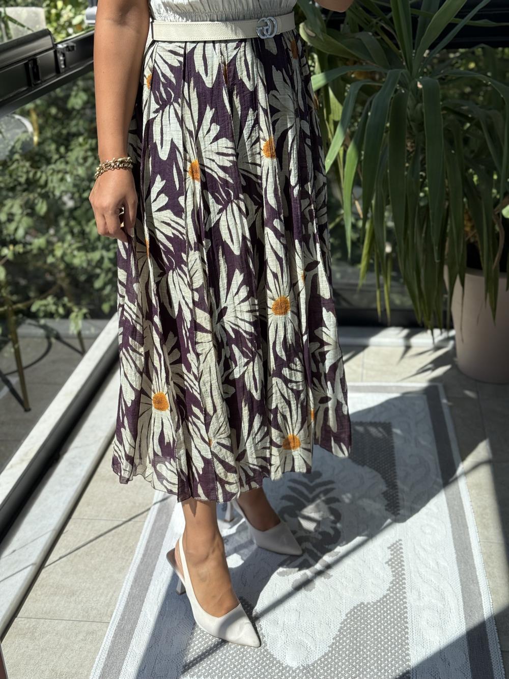 Beli Biye Detaylı Parçalı Desenli Etek Kahve