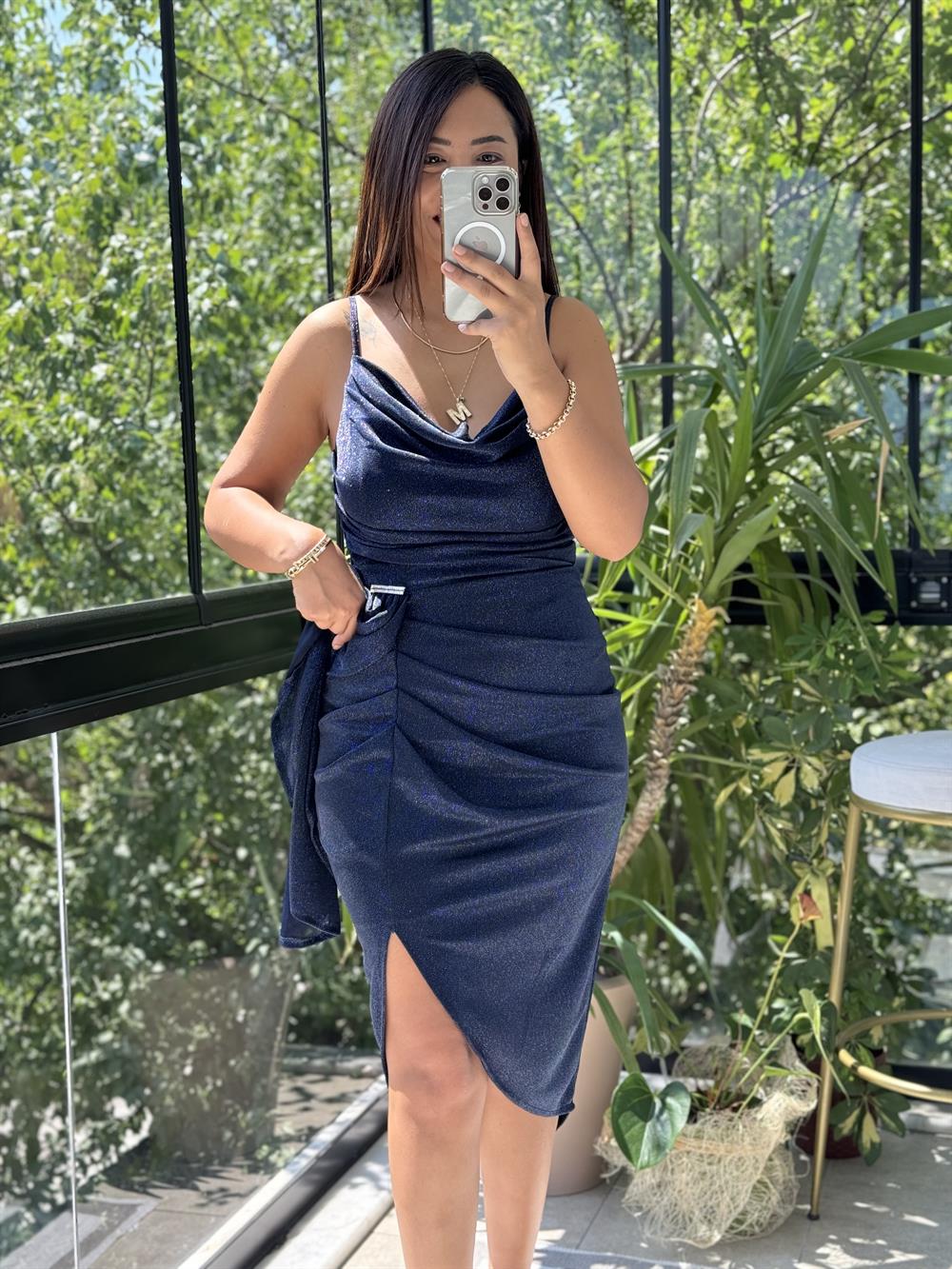 Beli Broşlu Kolsuz Araboy Abiye Lacivert