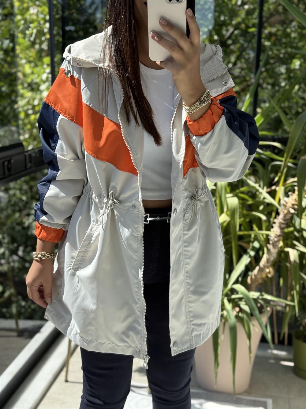 Renk Blok Beli Büzgülü Yağmurluk Taş