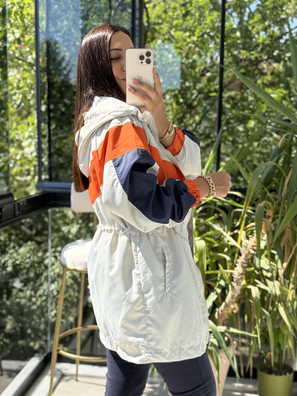 Renk Blok Beli Büzgülü Yağmurluk Taş